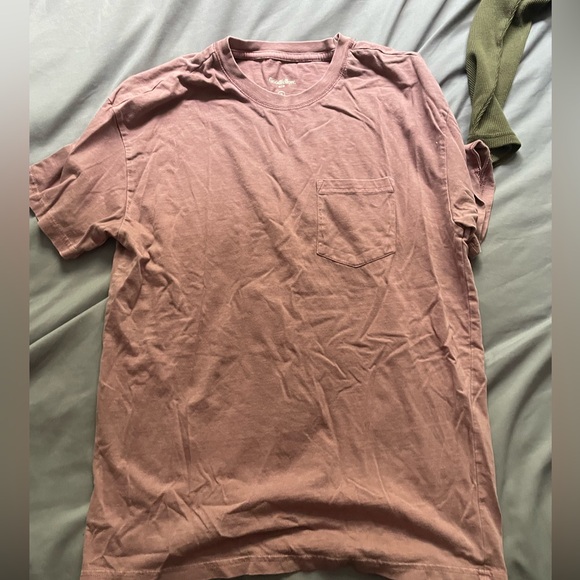 A bunch of pain shirts - Picture 3 of 11